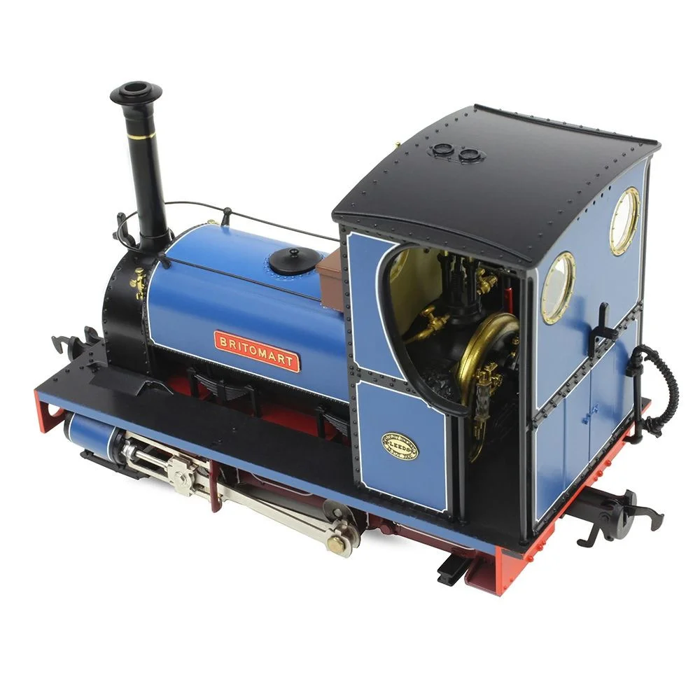 overhead-chassis-detail-view by Bachmann