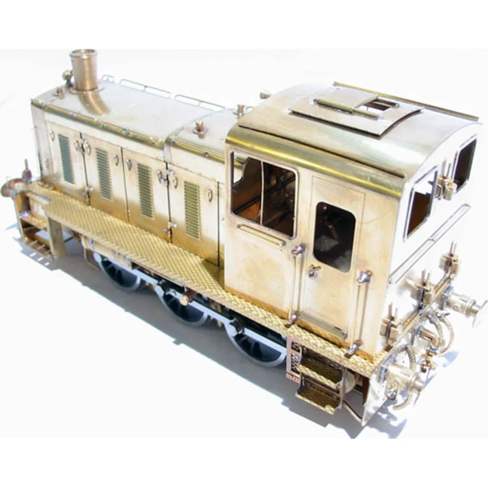 right-rear-three-quarter-view by Bachmann Brassworks