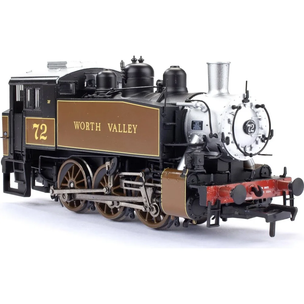 Bachmann Right front three quarter view