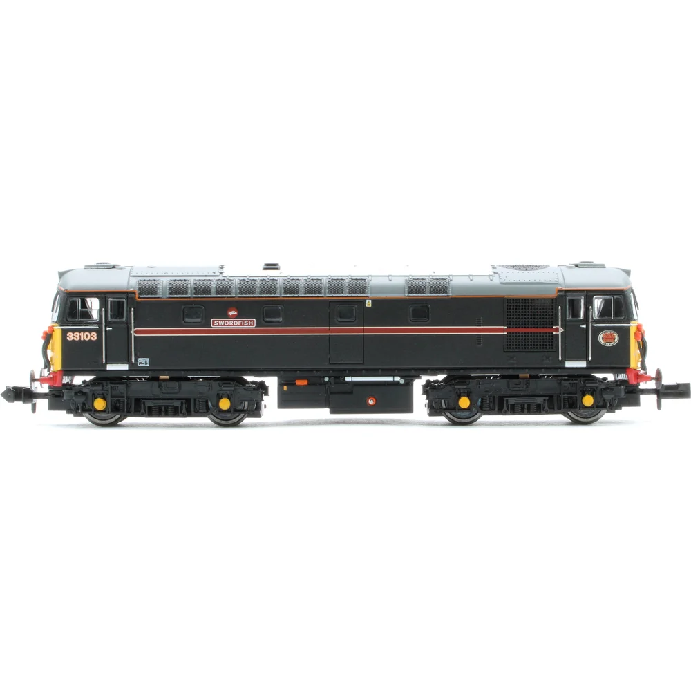 side-elevation-left-direction by Dapol