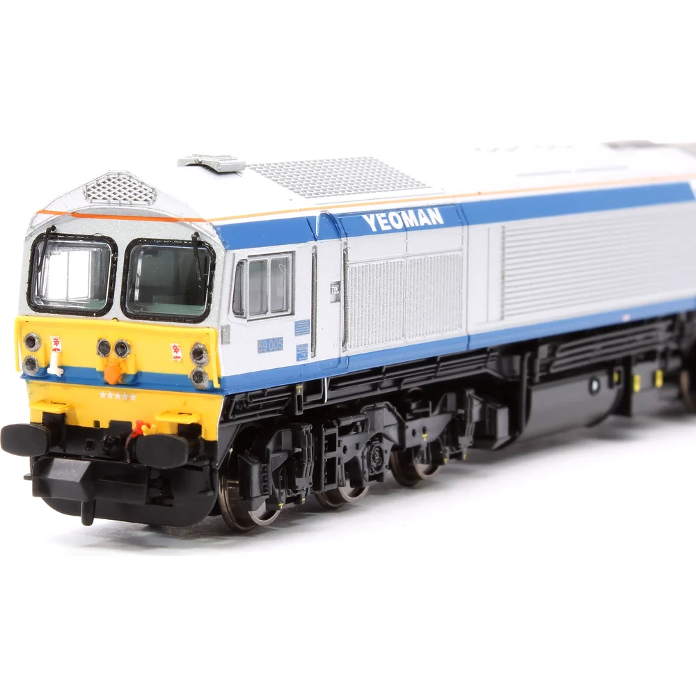 close-up-of-cab-left by Dapol