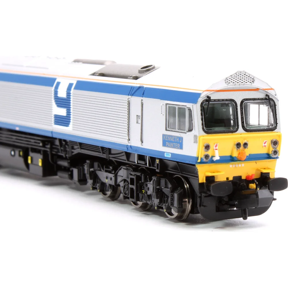 close-up-of-cab-right by Dapol
