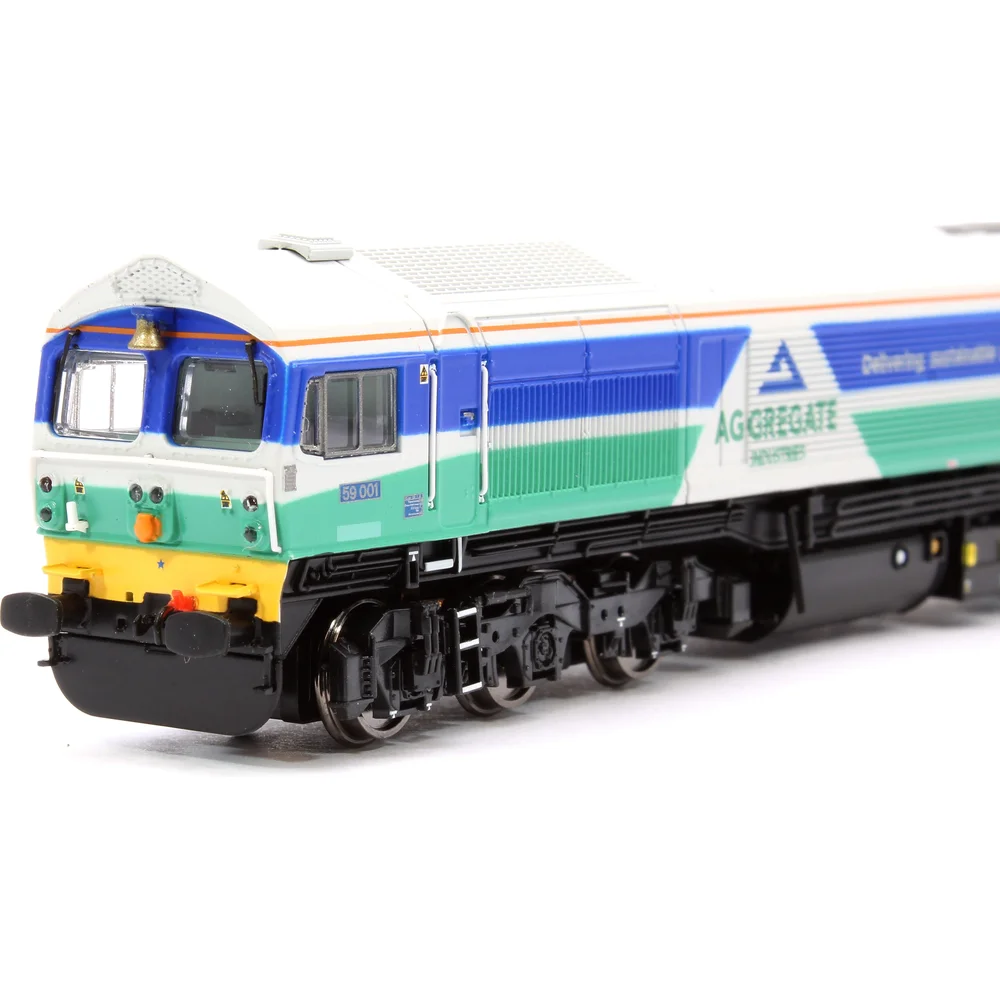 close-up-of-cab-left by Dapol