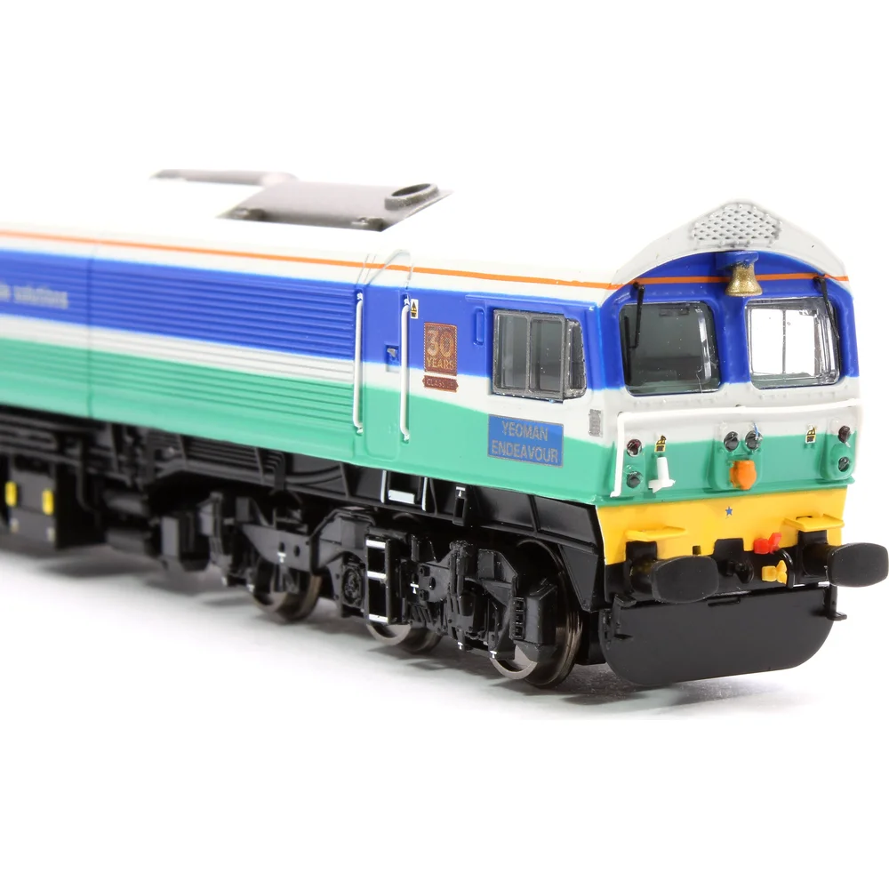 close-up-of-cab-right by Dapol