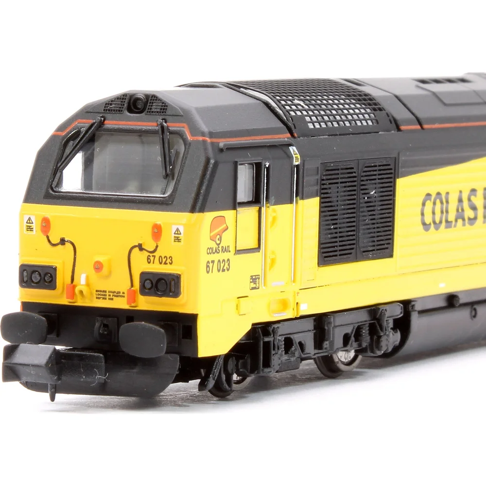 close-up-of-cab-left by Dapol