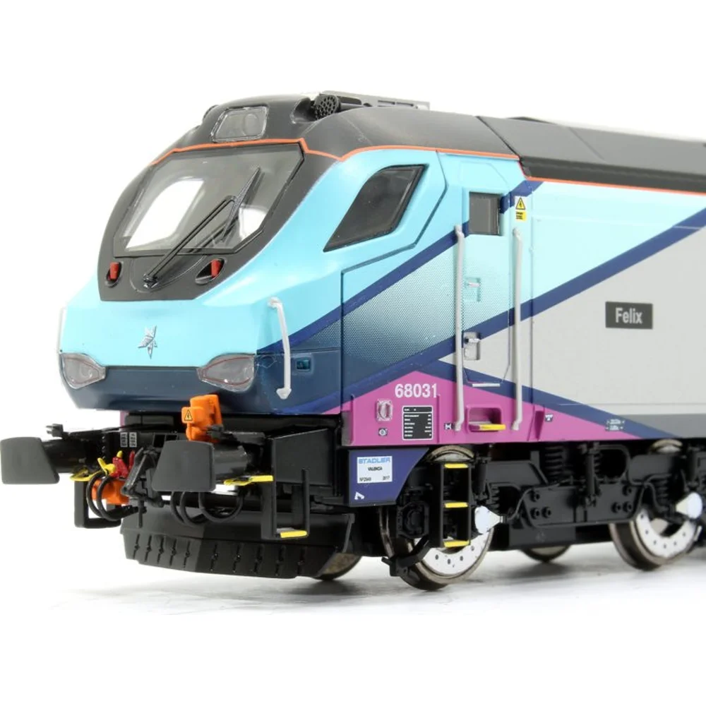 close-up-of-cab-left by Dapol
