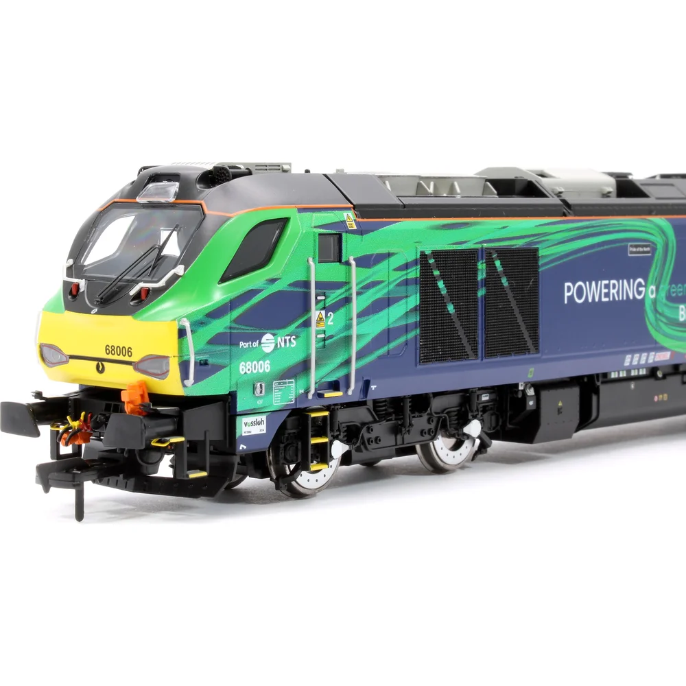 close-up-of-cab-left by Dapol