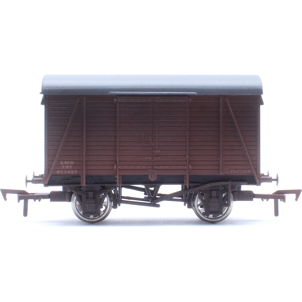 side-elevation-left-direction by Dapol
