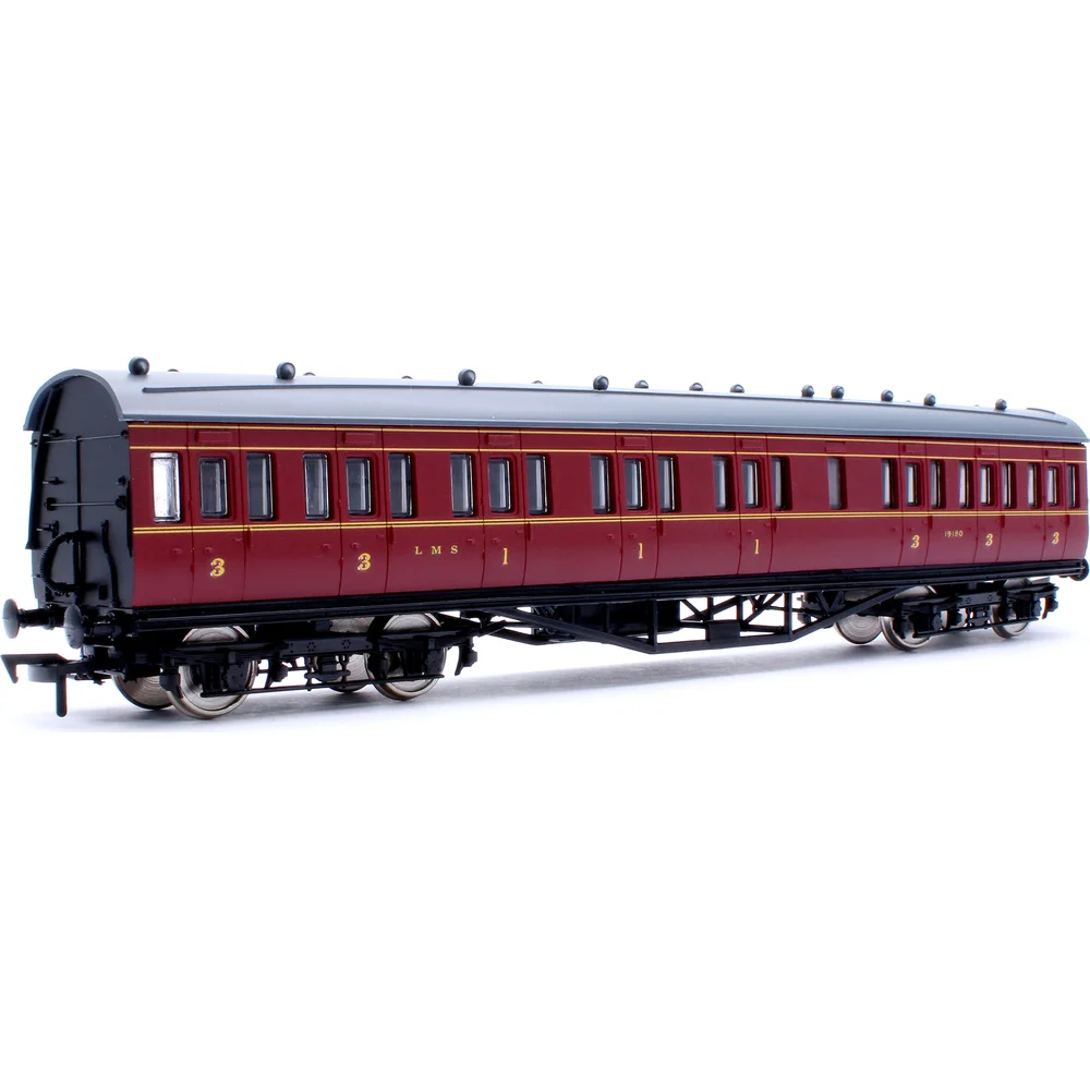 left-rear-three-quarter-view by Dapol
