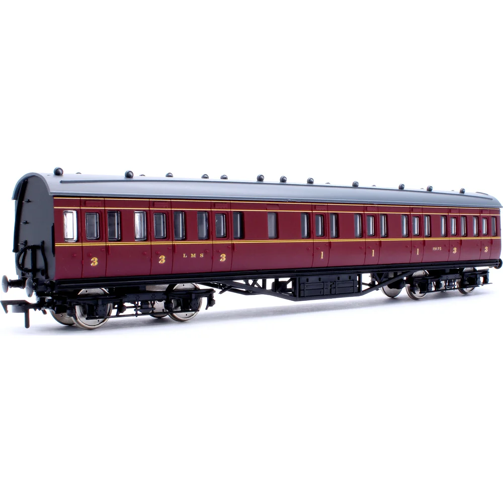 left-rear-three-quarter-view by Dapol