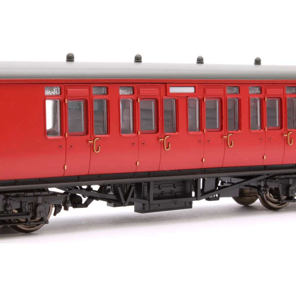 close-up-of-insignia by Dapol