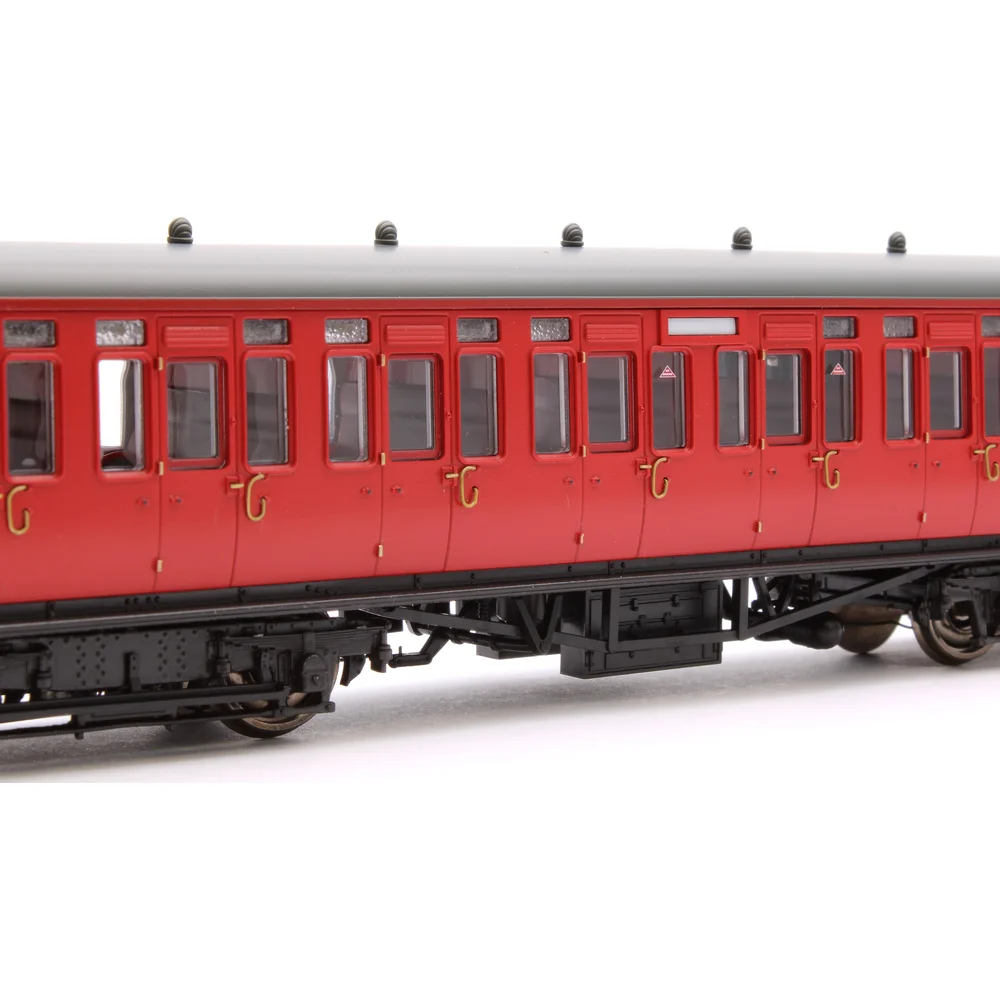 close-up-of-insignia by Dapol