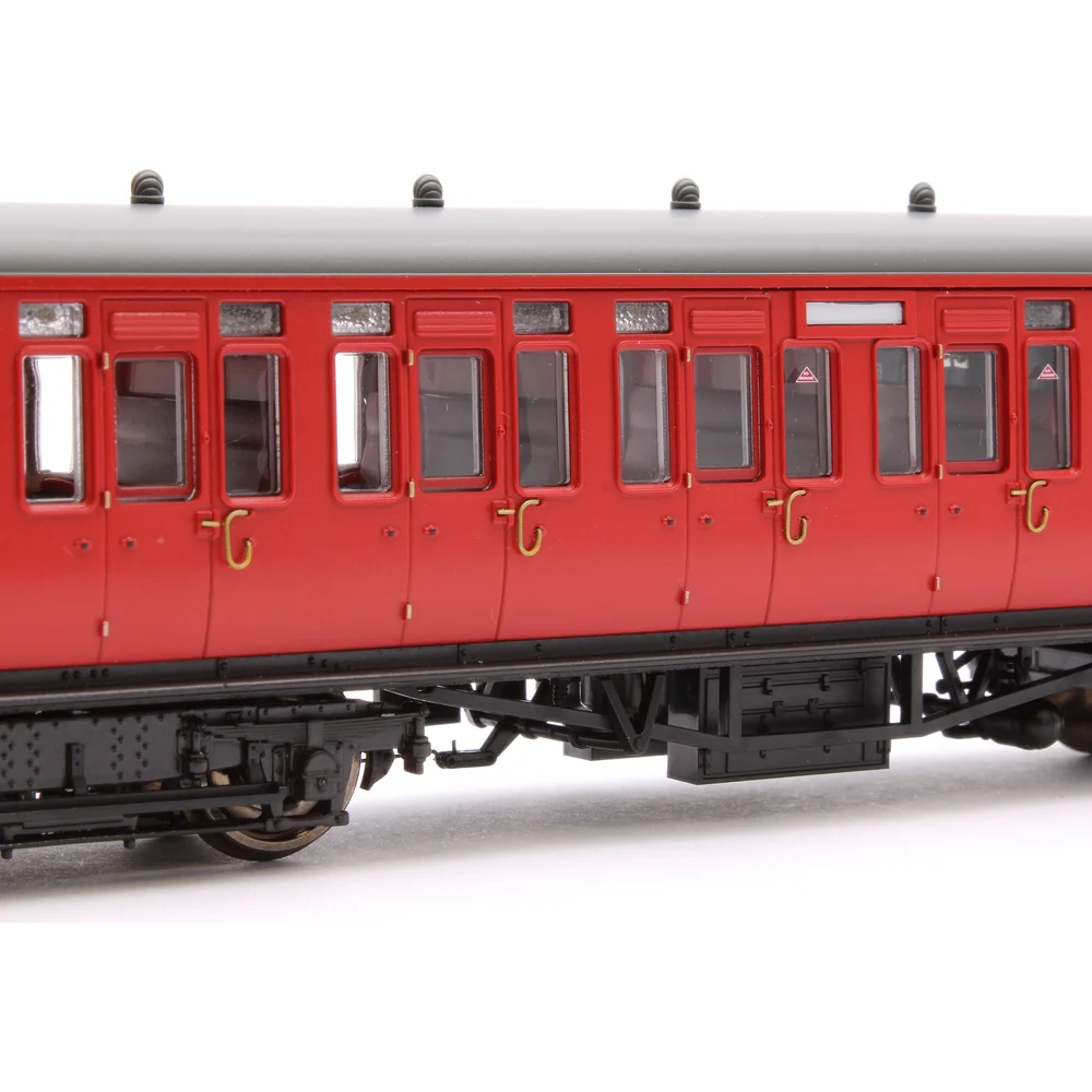 close-up-of-insignia by Dapol