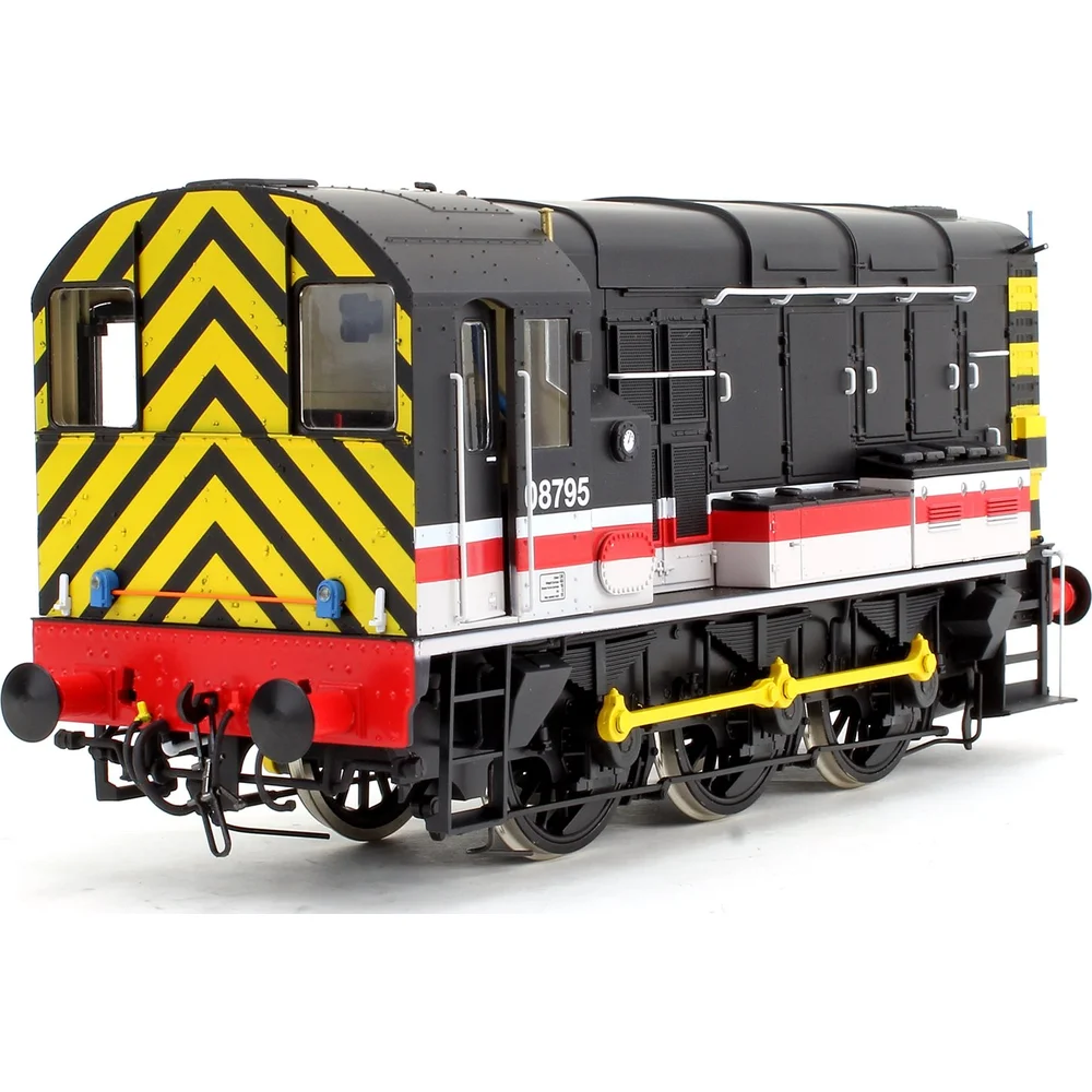 left-rear-three-quarter-view by Dapol