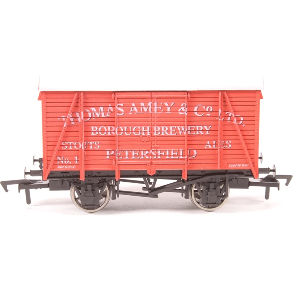 Side Elevation Left Direction by Dapol