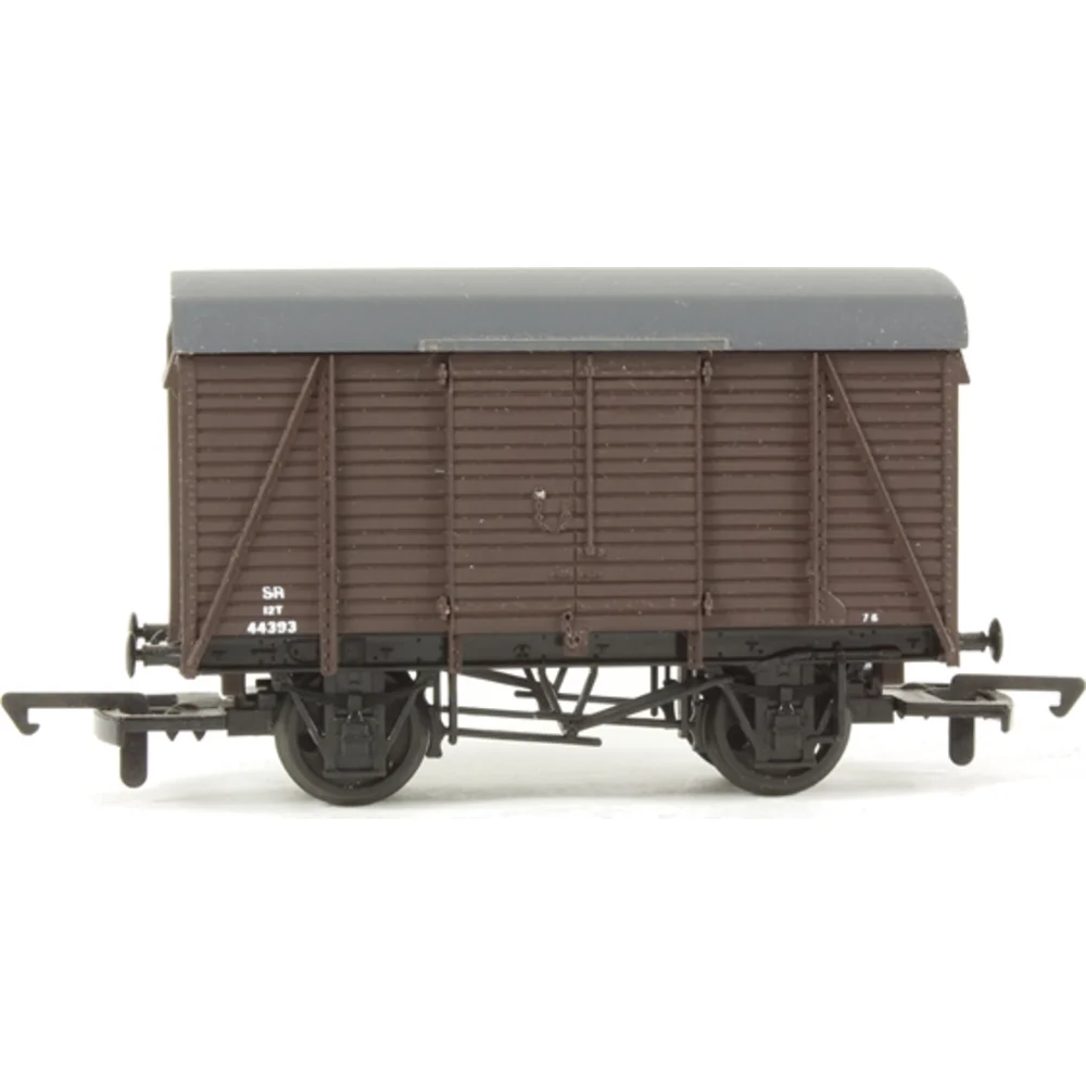 side-elevation-left-direction by Dapol