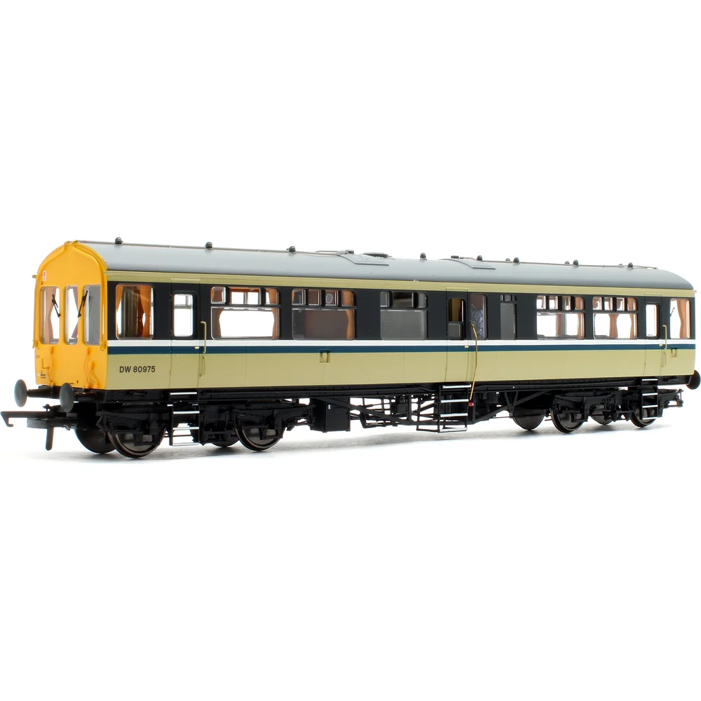 left-rear-three-quarter-view by Dapol