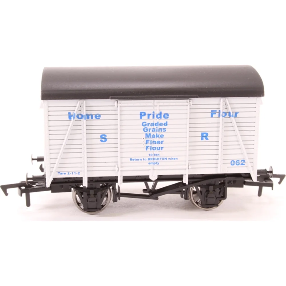 side-elevation-left-direction by Dapol