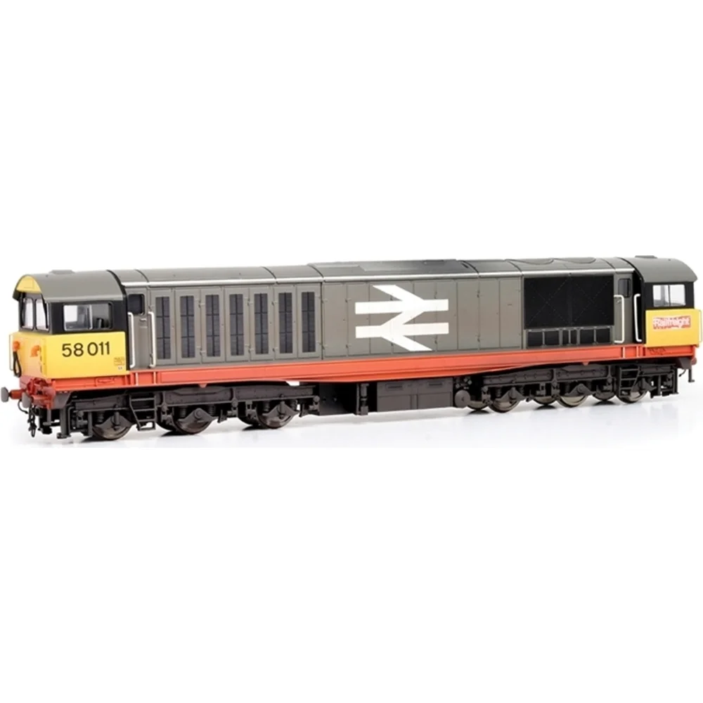 left-front-three-quarter-view by EFE Rail