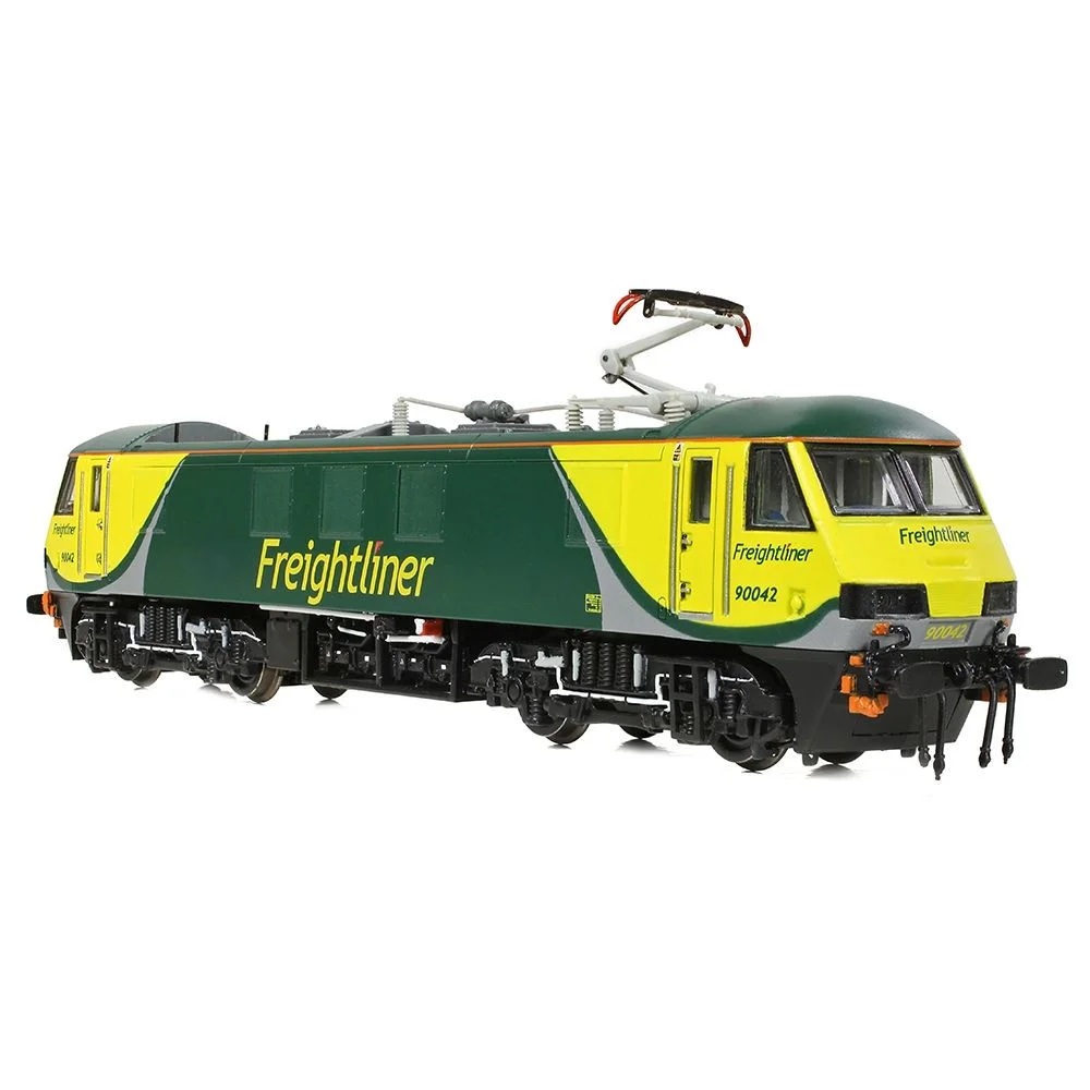 Graham Farish Right front three quarter view