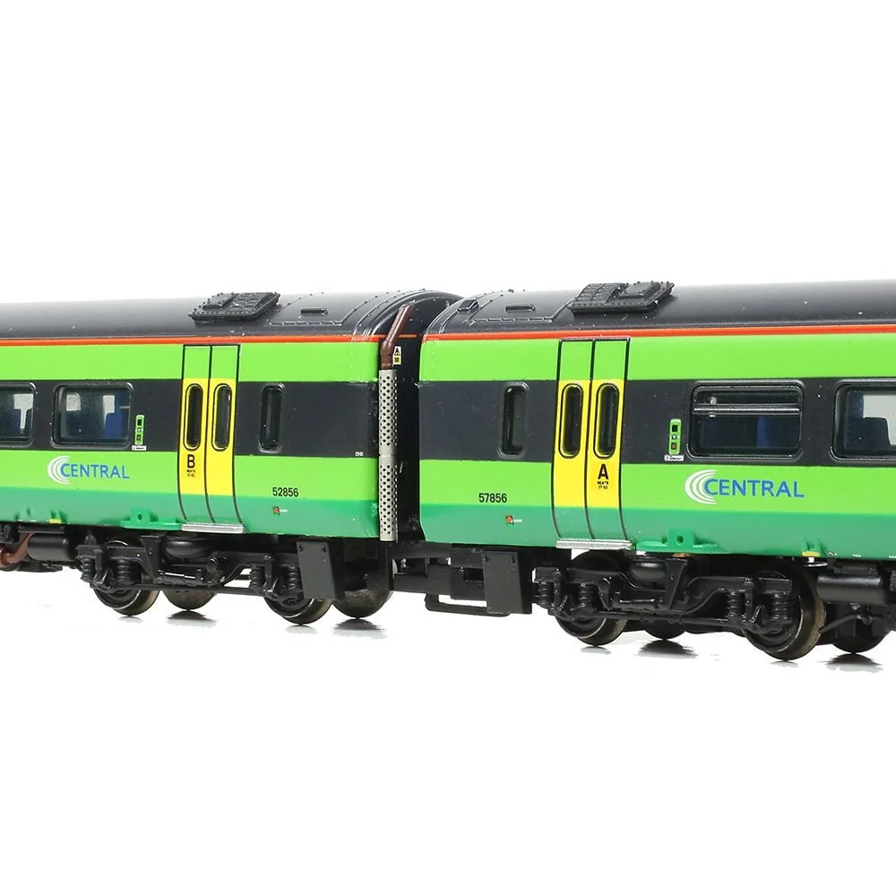 Graham Farish Close up of coupling