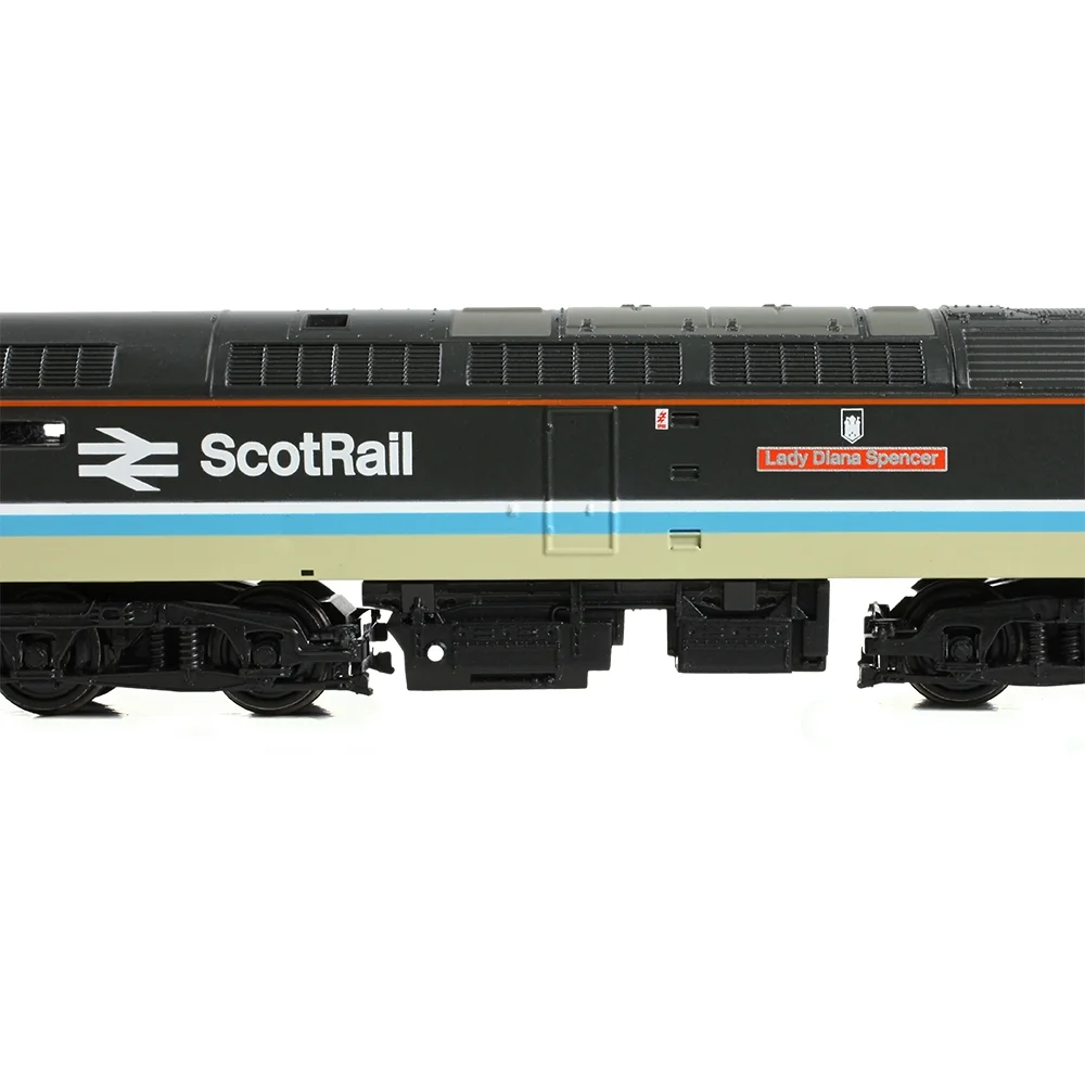 Graham Farish Close up of insignia