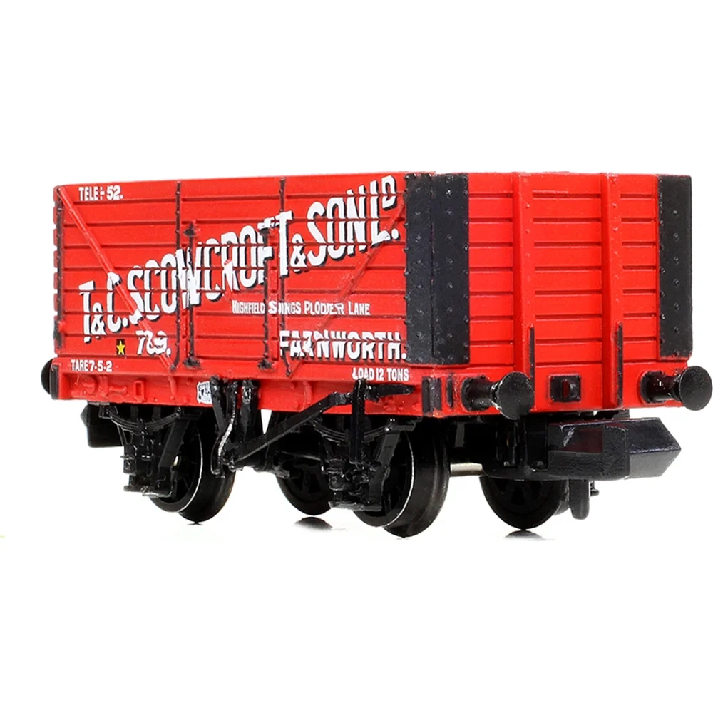 right-front-three-quarter-view by Graham Farish