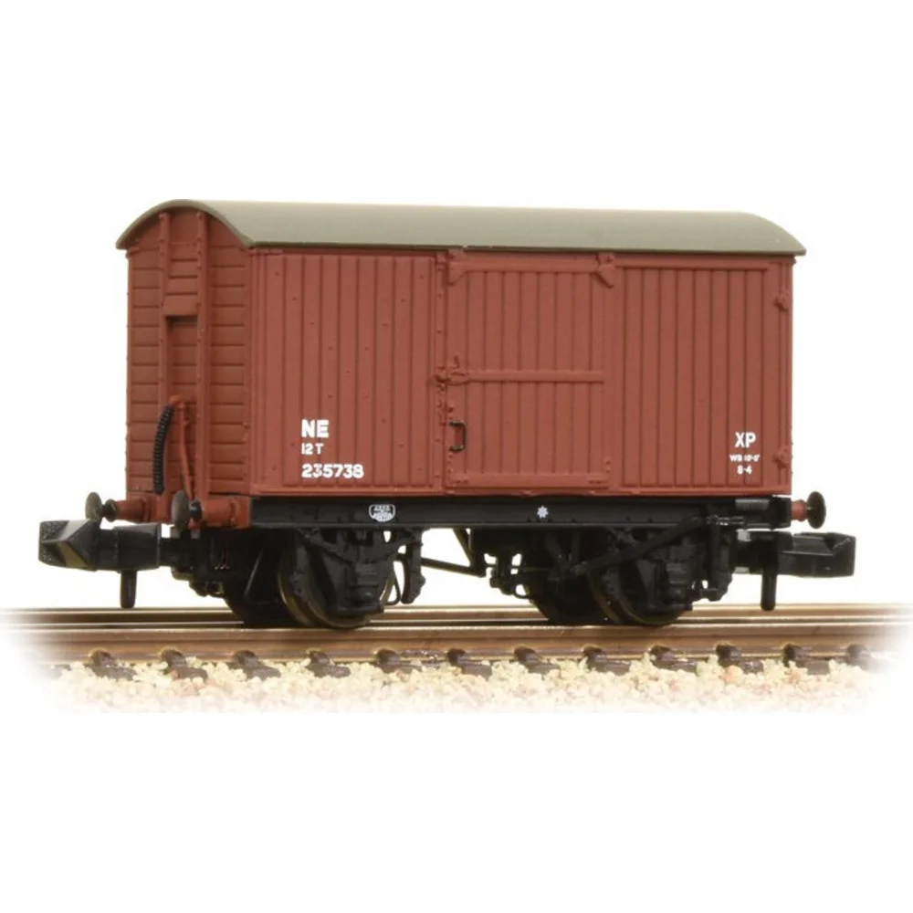 left-track-display-view by Graham Farish