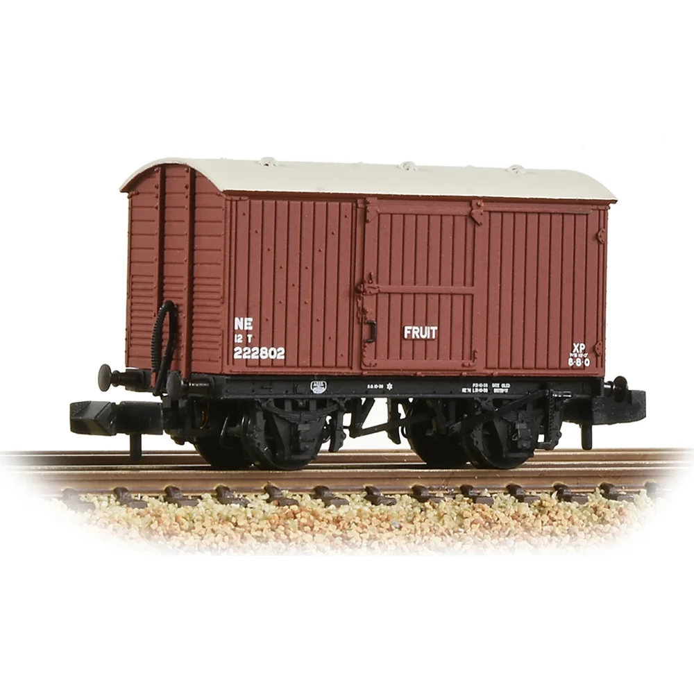 left-track-display-view by Graham Farish