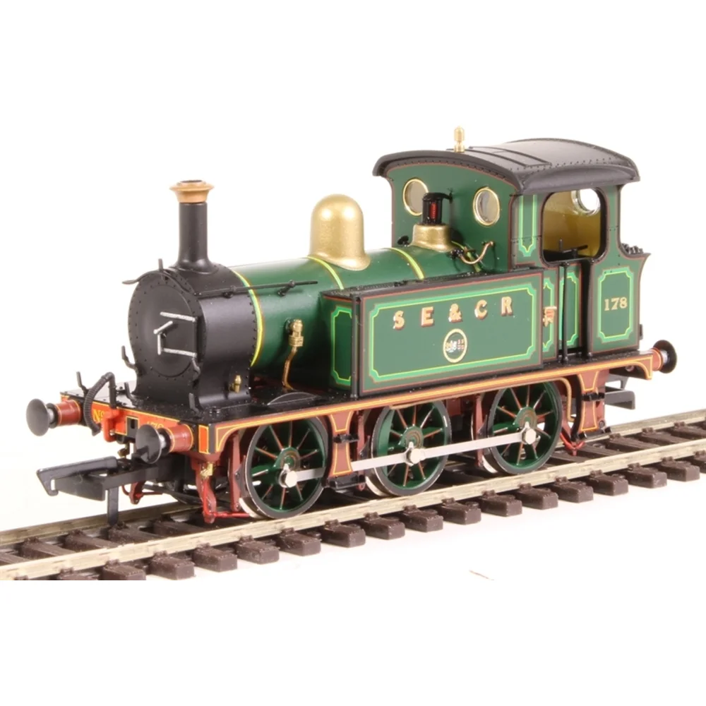 left-track-display-view by Hattons Model Railways