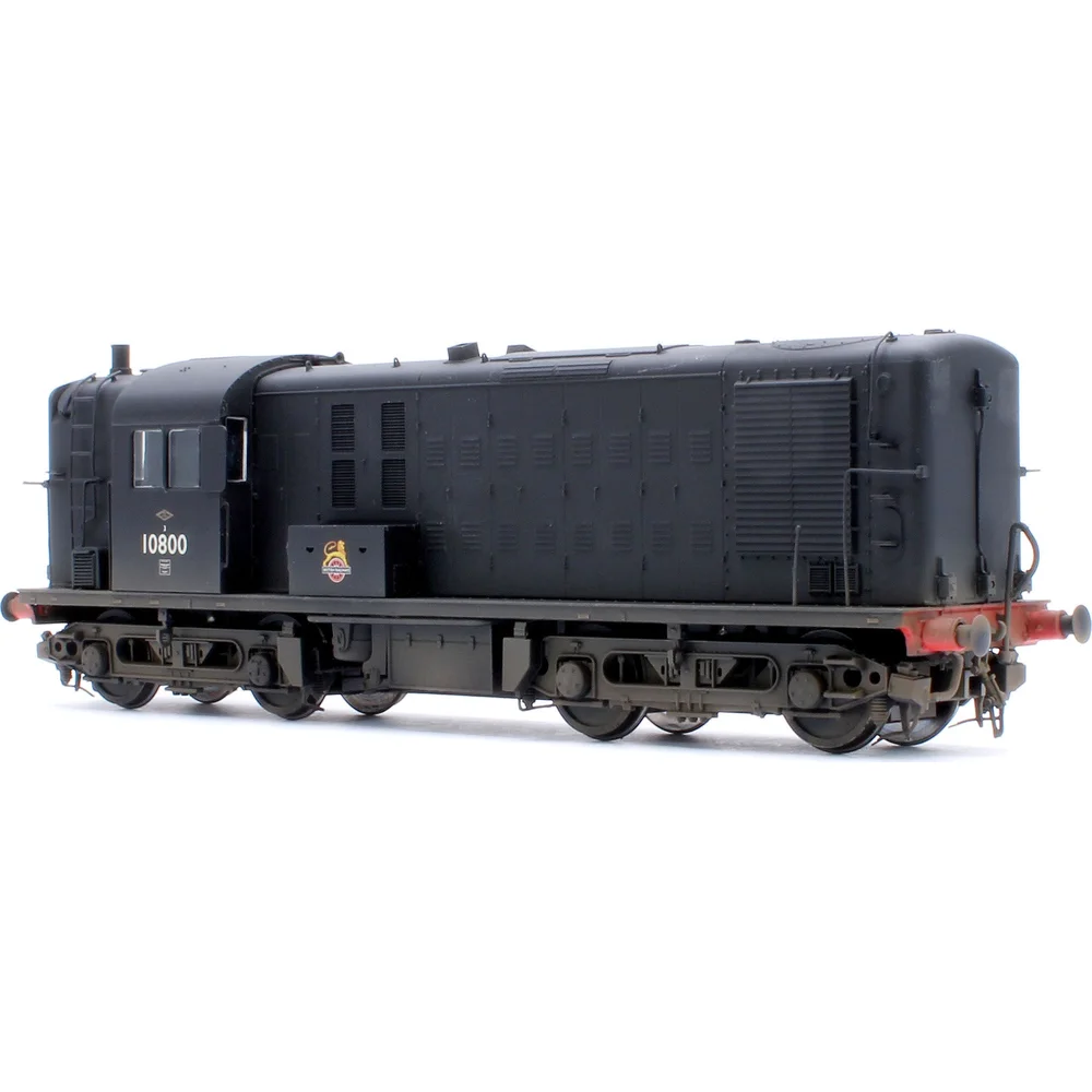 Heljan 1082 — Right Front Three Quarter View by Heljan