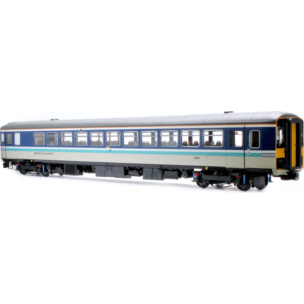 right-front-three-quarter-view by Heljan