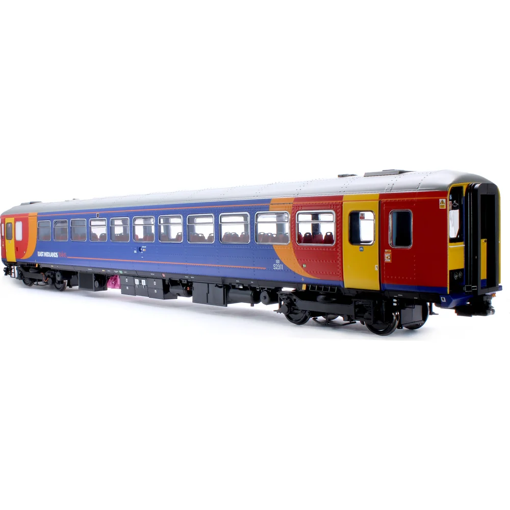 right-front-three-quarter-view by Heljan