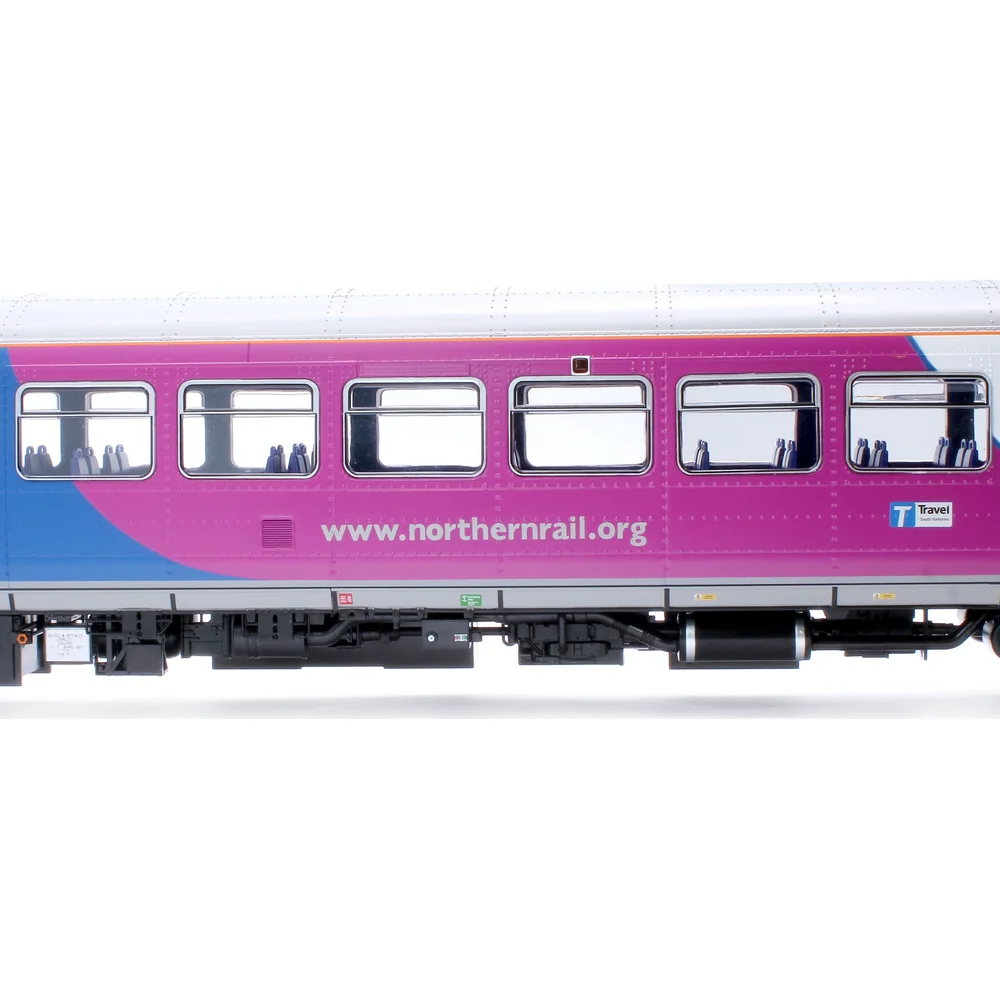 partial-side-elevation-centre by Heljan