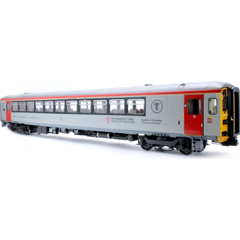 right-rear-three-quarter-view by Heljan