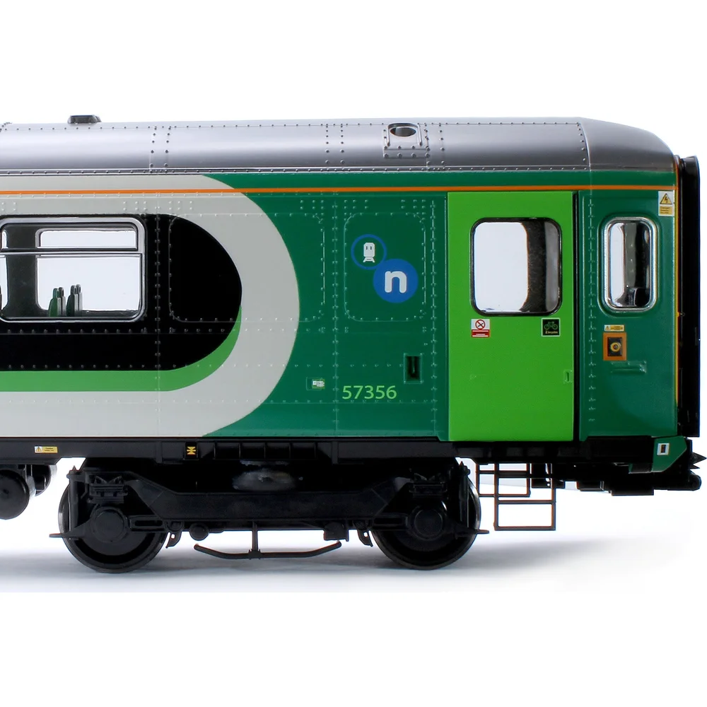 partial-side-elevation-right by Heljan