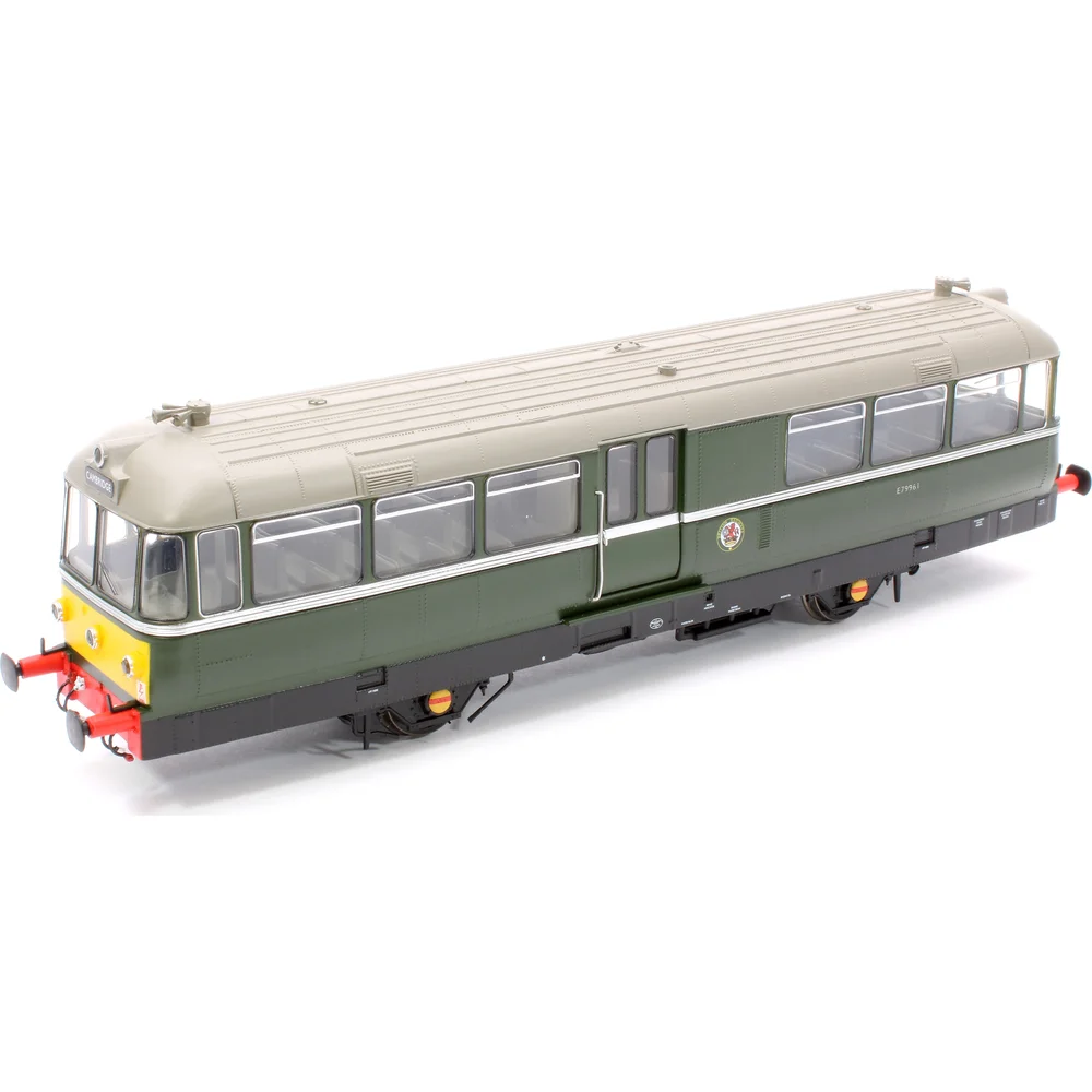 overhead-chassis-detail-view by Heljan