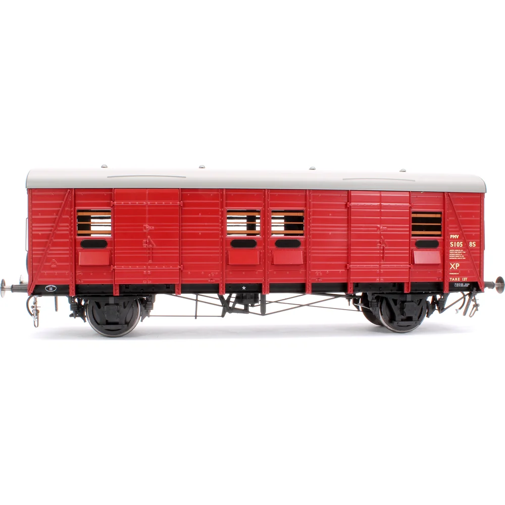 side-elevation-left-direction by Heljan