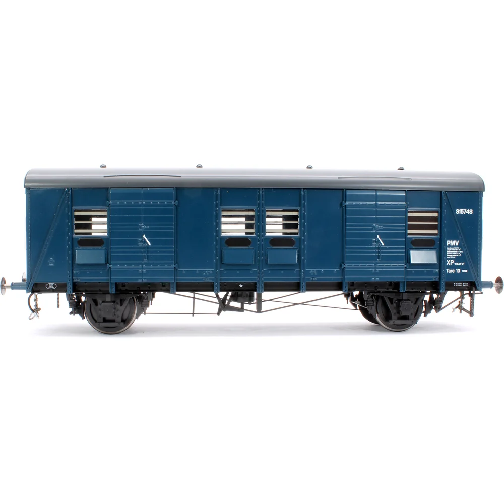 side-elevation-left-direction by Heljan