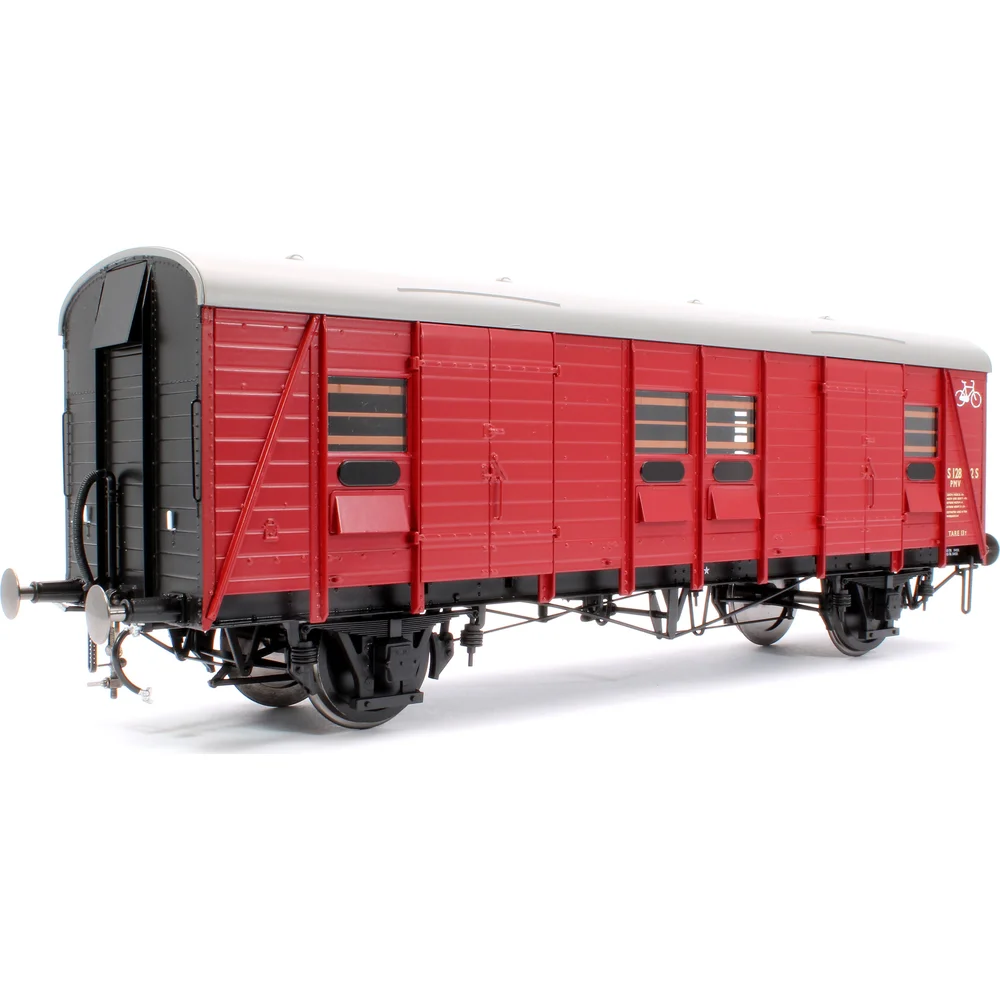 left-rear-three-quarter-view by Heljan