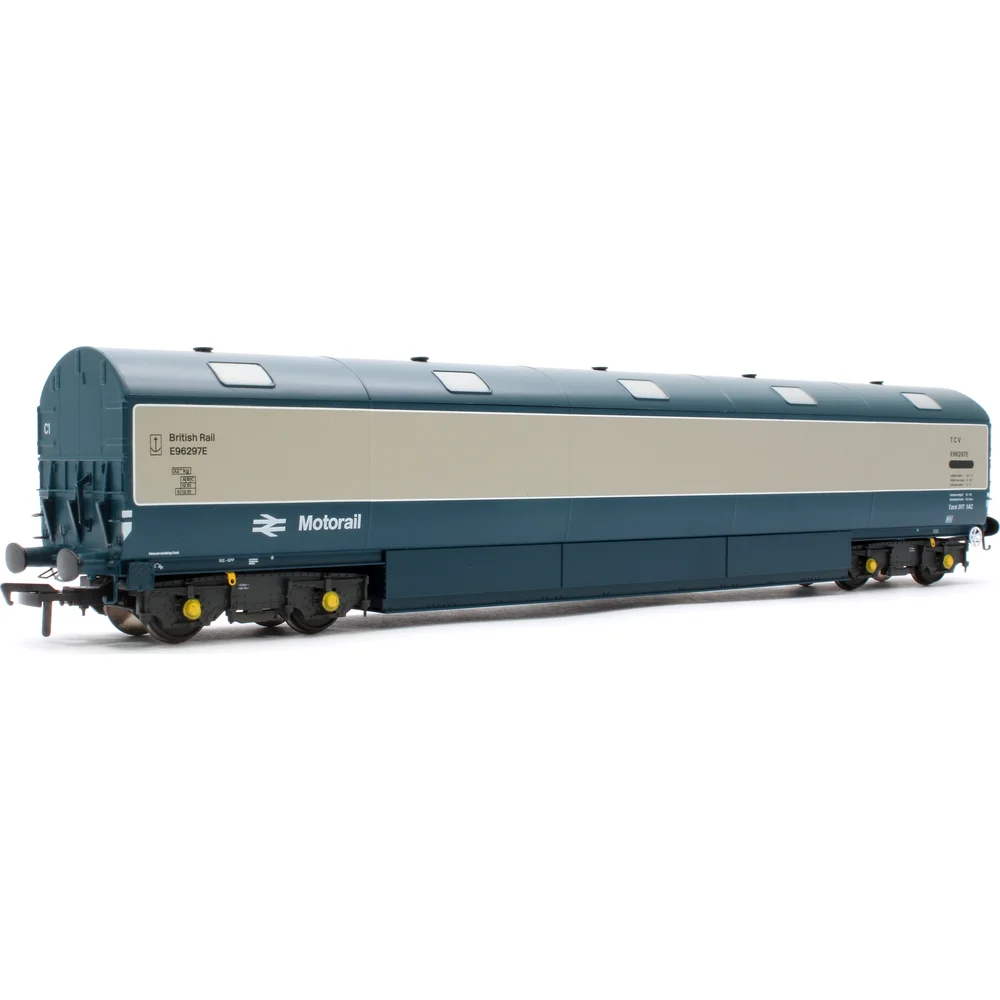 left-rear-three-quarter-view by Heljan