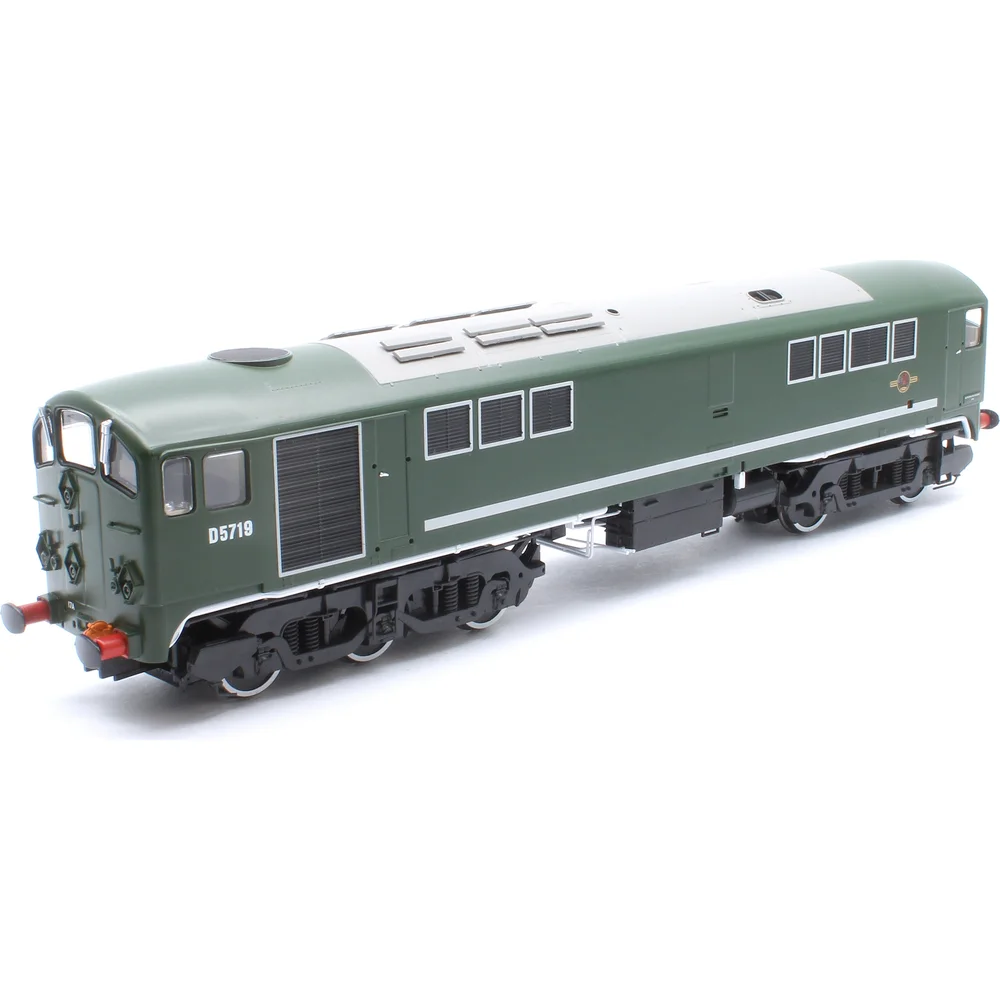 overhead-chassis-detail-view by Hornby