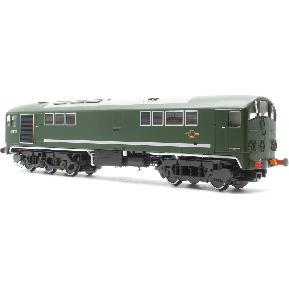 right-rear-three-quarter-view by Hornby