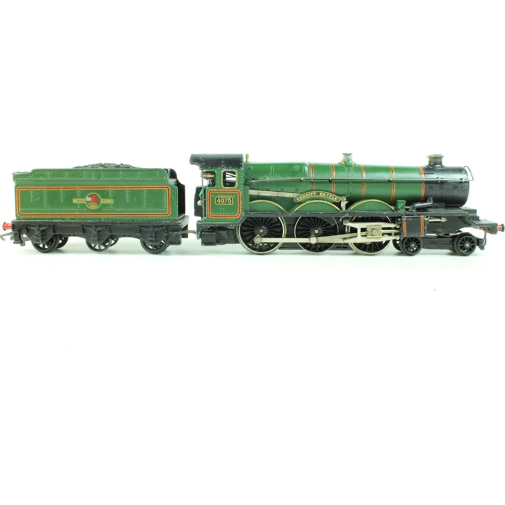 side-elevation-right-direction by Hornby Dublo