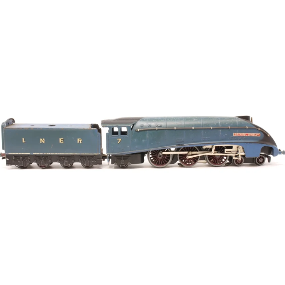 side-elevation-right-direction by Hornby Dublo