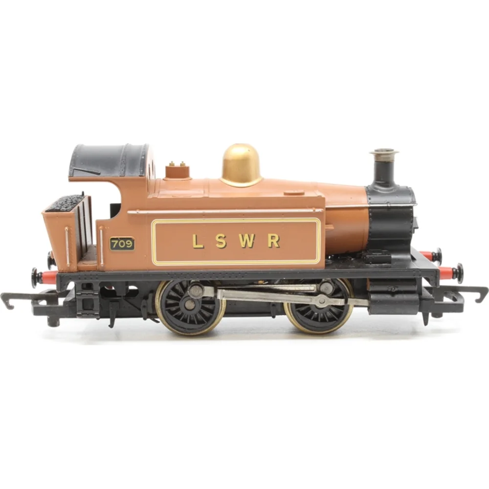 side-elevation-right-direction by Hornby