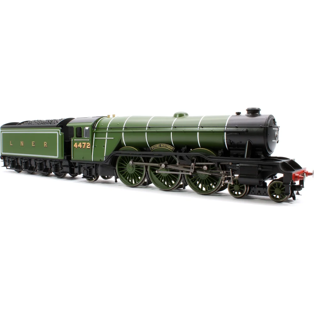 right-front-three-quarter-view by Hornby