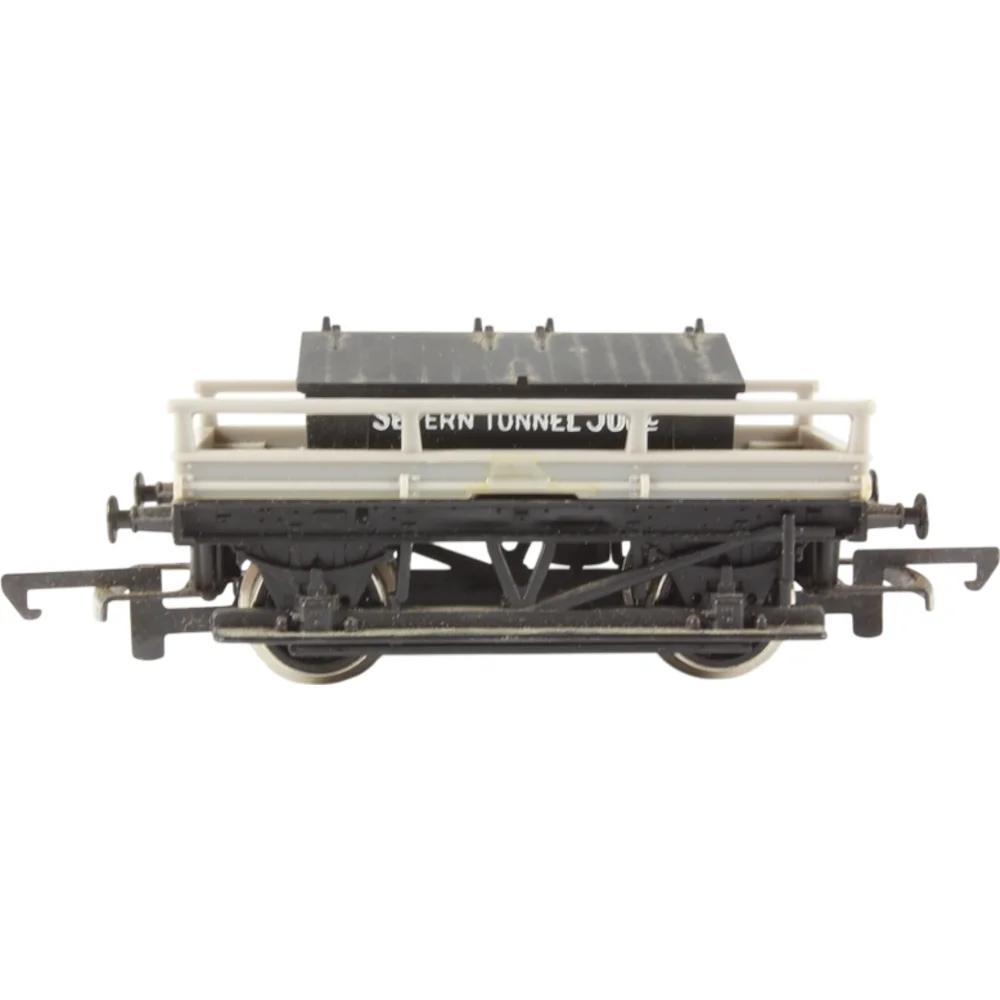 side-elevation-left-direction by Hornby