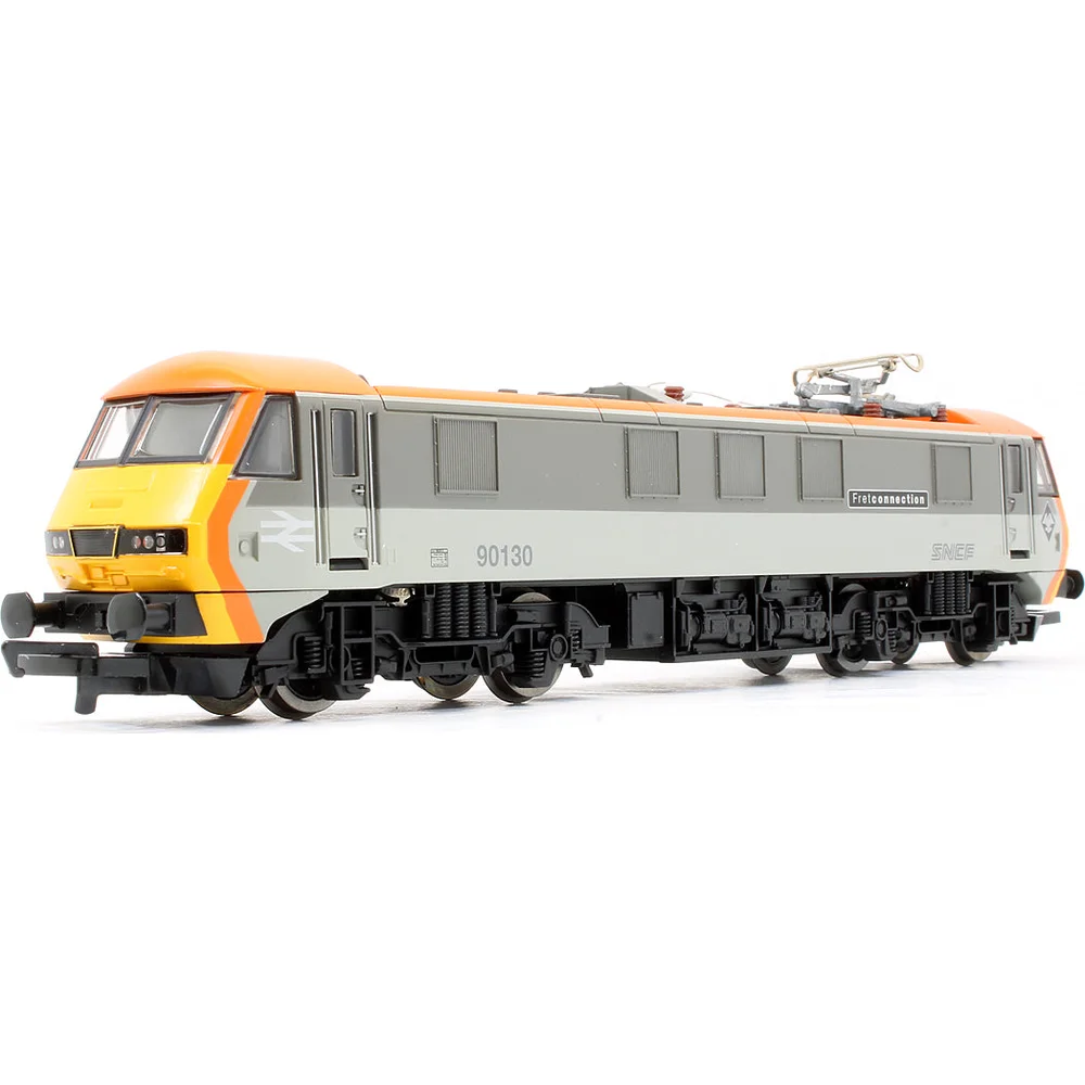 left-rear-three-quarter-view by Hornby