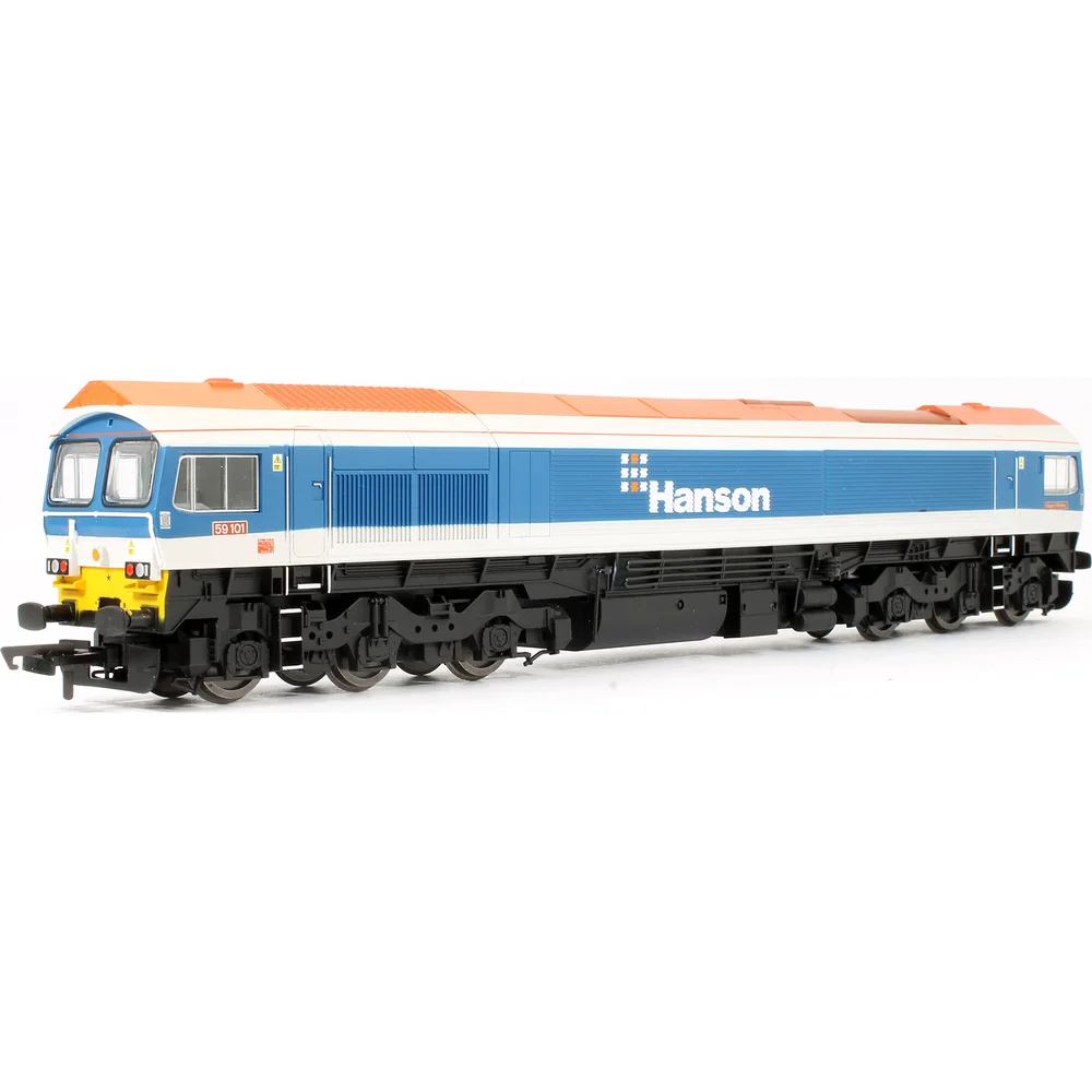left-rear-three-quarter-view by Hornby